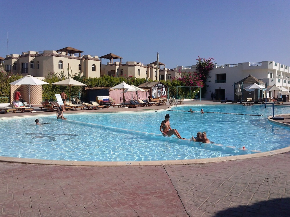 Sharm Cliff Resort 21/30
