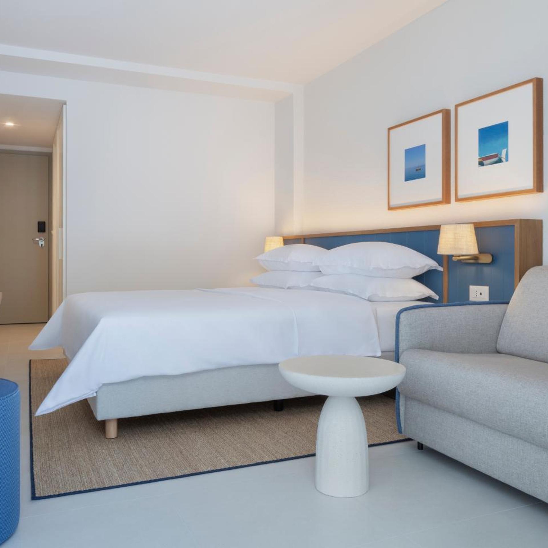Superior, Double Bed, Sea Side