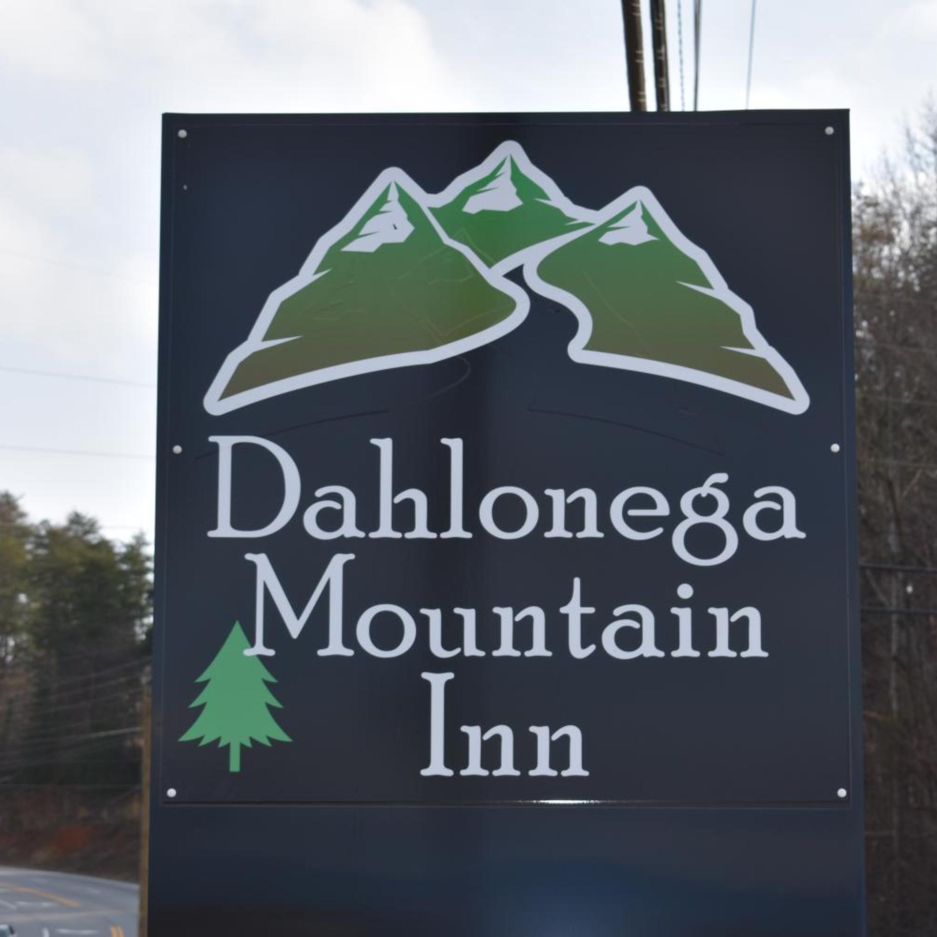 Dahlonega Mountain Inn 15/19