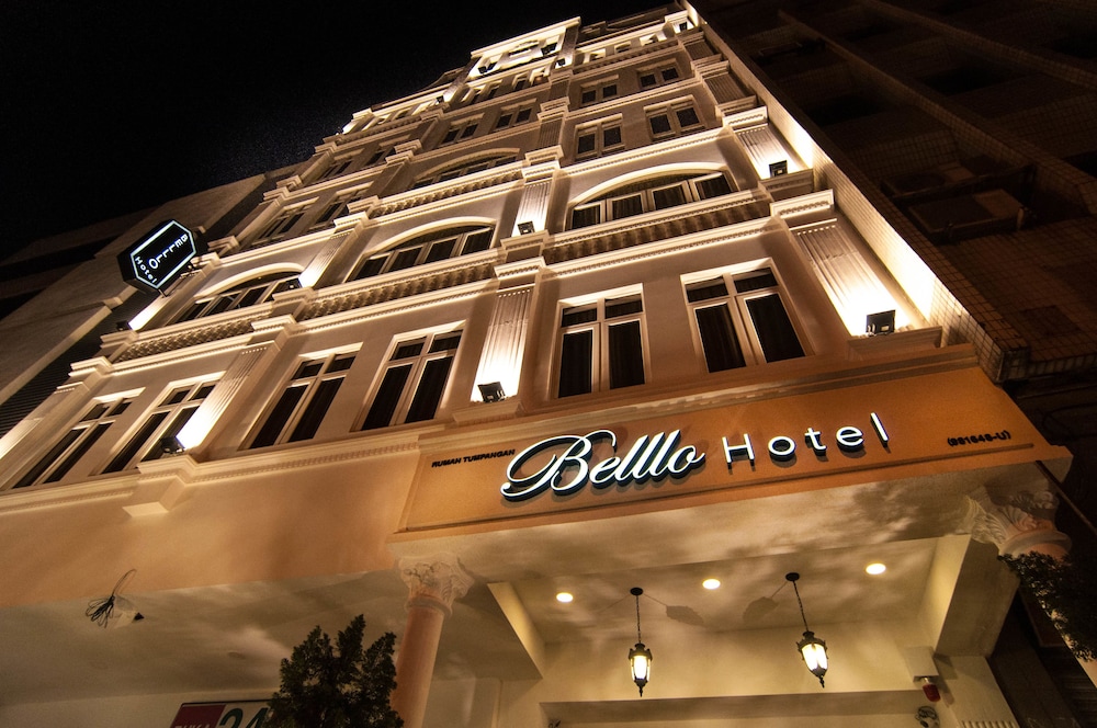 Belllo Hotel Jb Central 4/48