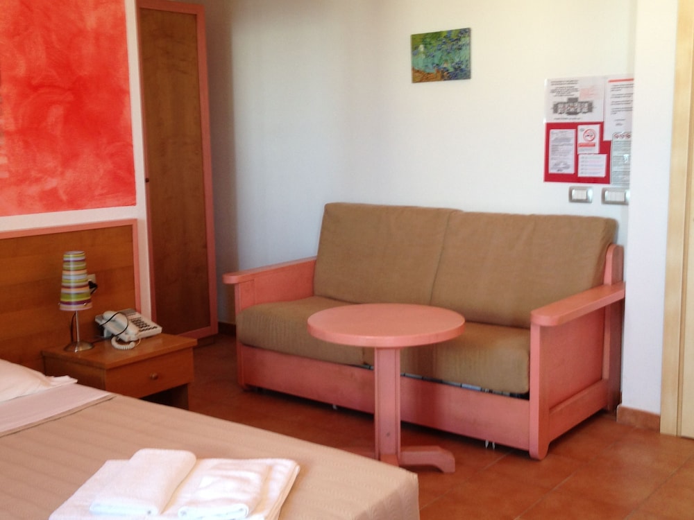 Abbaidda Hotel 48/73