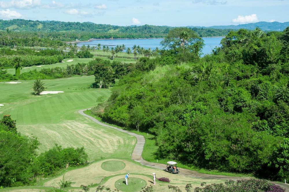 Paradise Hotel Golf and Resort 36/49