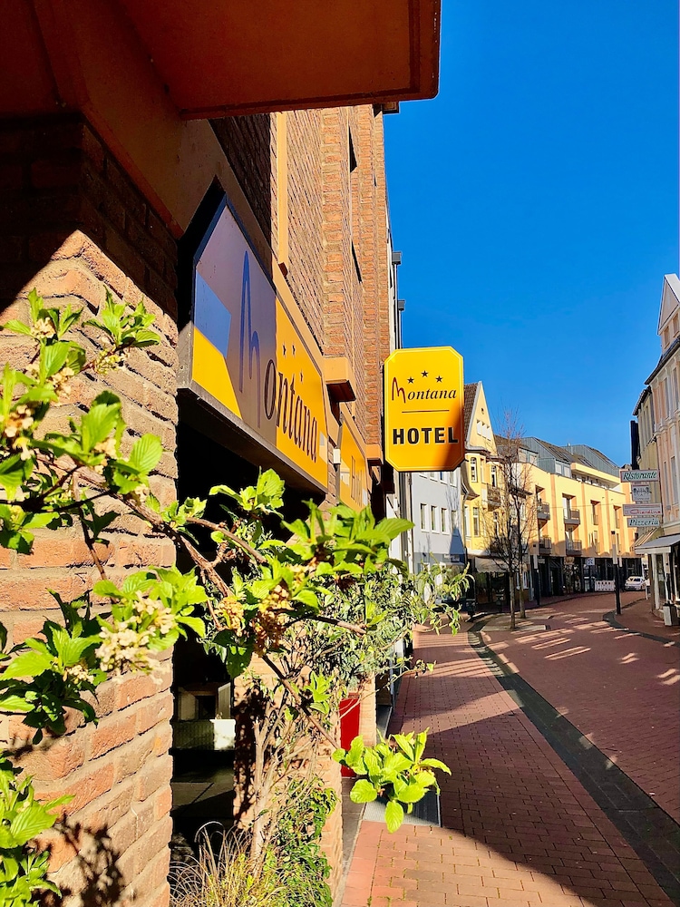 Montana Hotel Köln-Bonn Airport 23/26