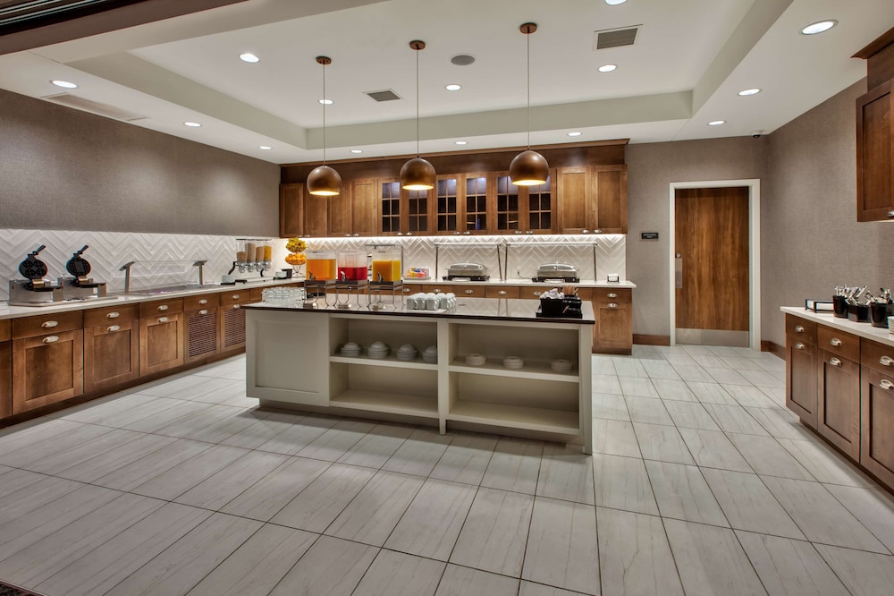 Homewood Suites by Hilton Columbus/Easton, OH 9/41