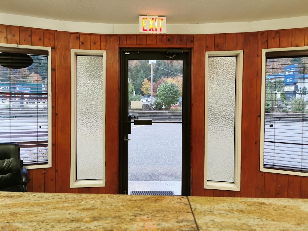Hope Inn And Suites 11/37