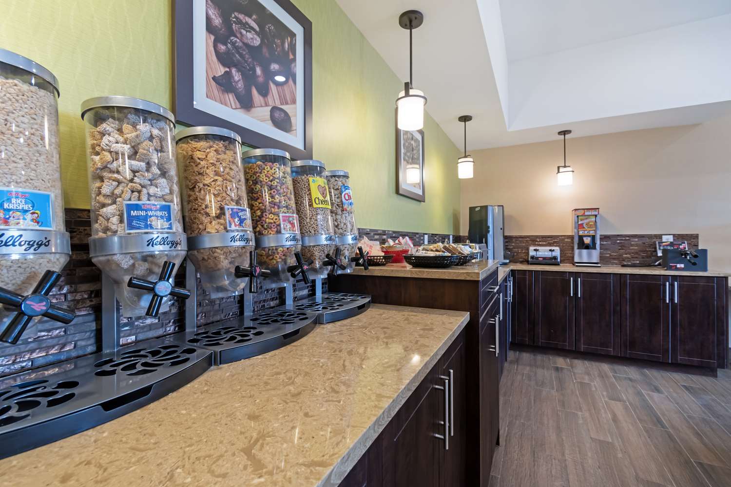 Best Western Plus Moosomin Hotel 14/19