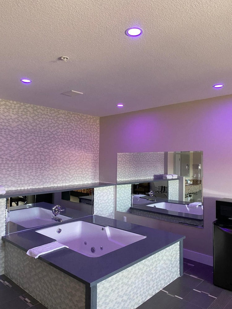 Guesthouse Inn Suites 47/63