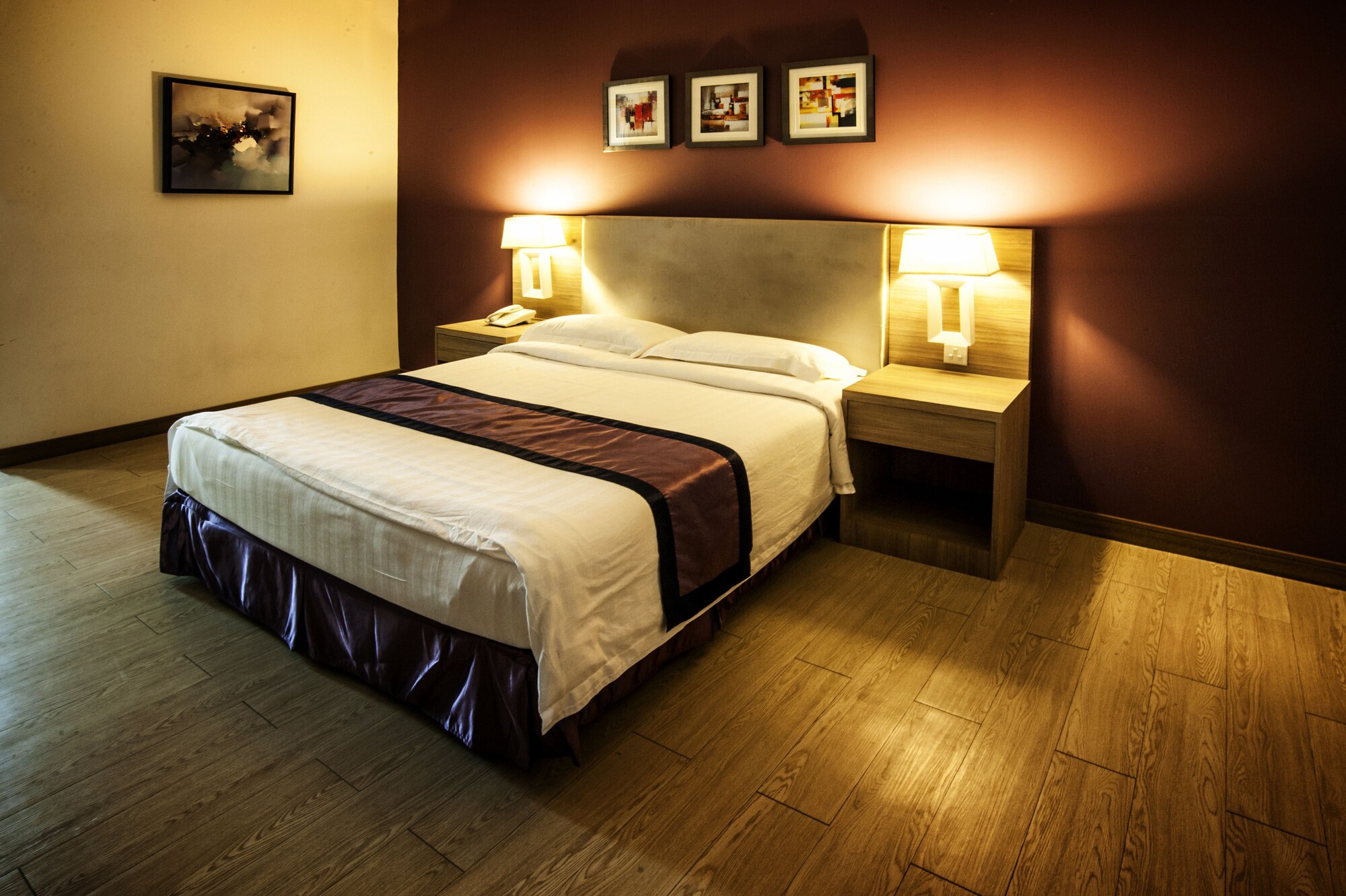 STANDARD, DOUBLE OR TWIN BED