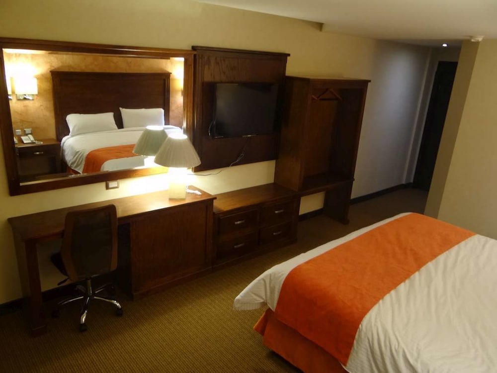 Don Ruben Hotel 7/43