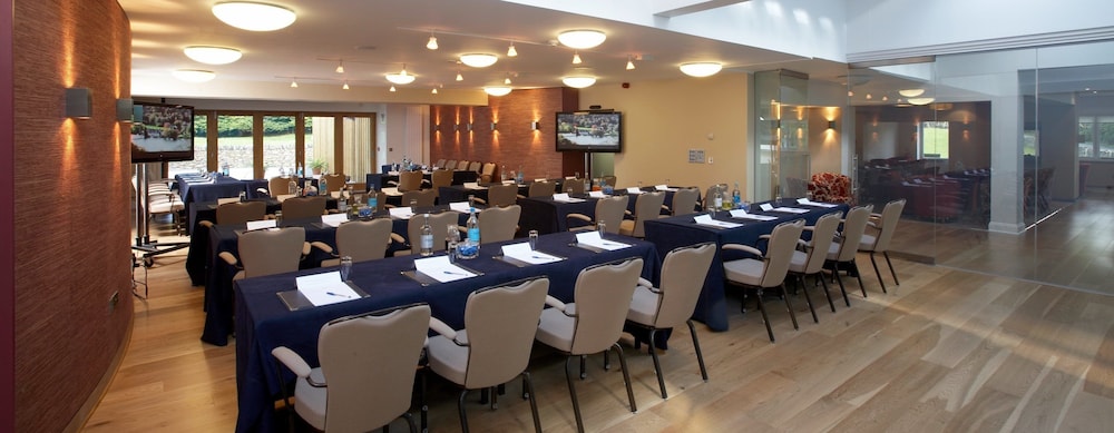 Classic Lodges Lakeside Hotel Spa 37/49