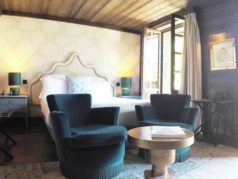 Chalet Hotel Le Castel 53/74