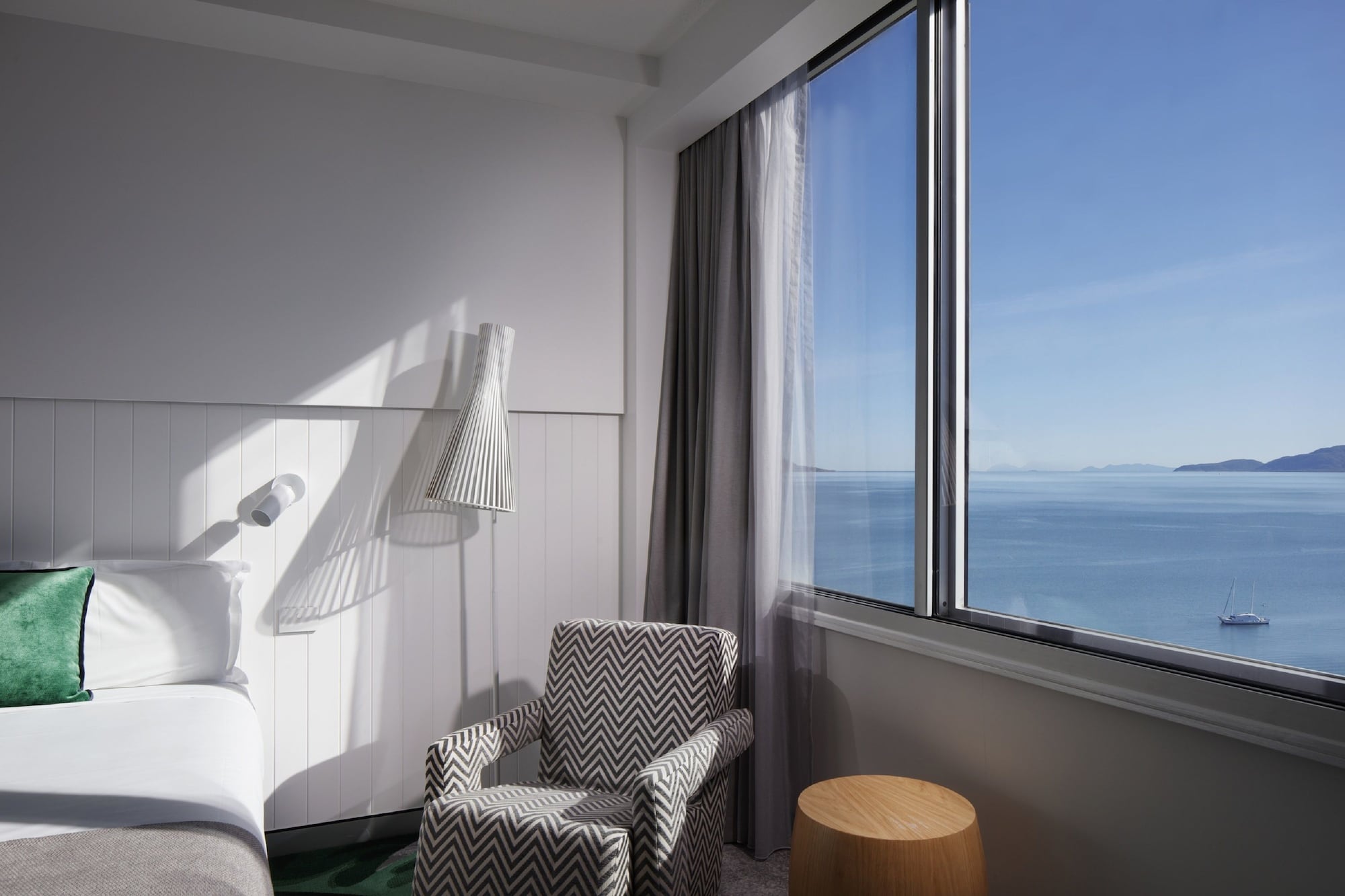 Resort, King Bed, Ocean View, The Ville Resort - Casino 4/4