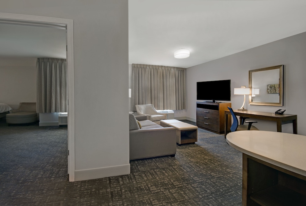 Staybridge Suites Sterling Heights Detroit Area 48/65