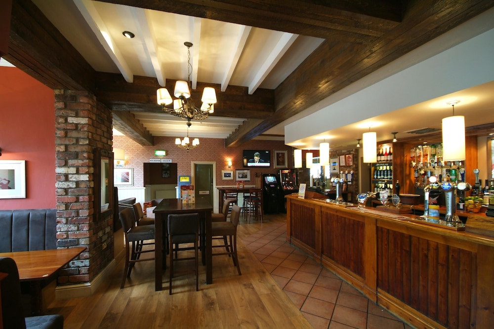 Premier Inn Wirral (Greasby) 27/37
