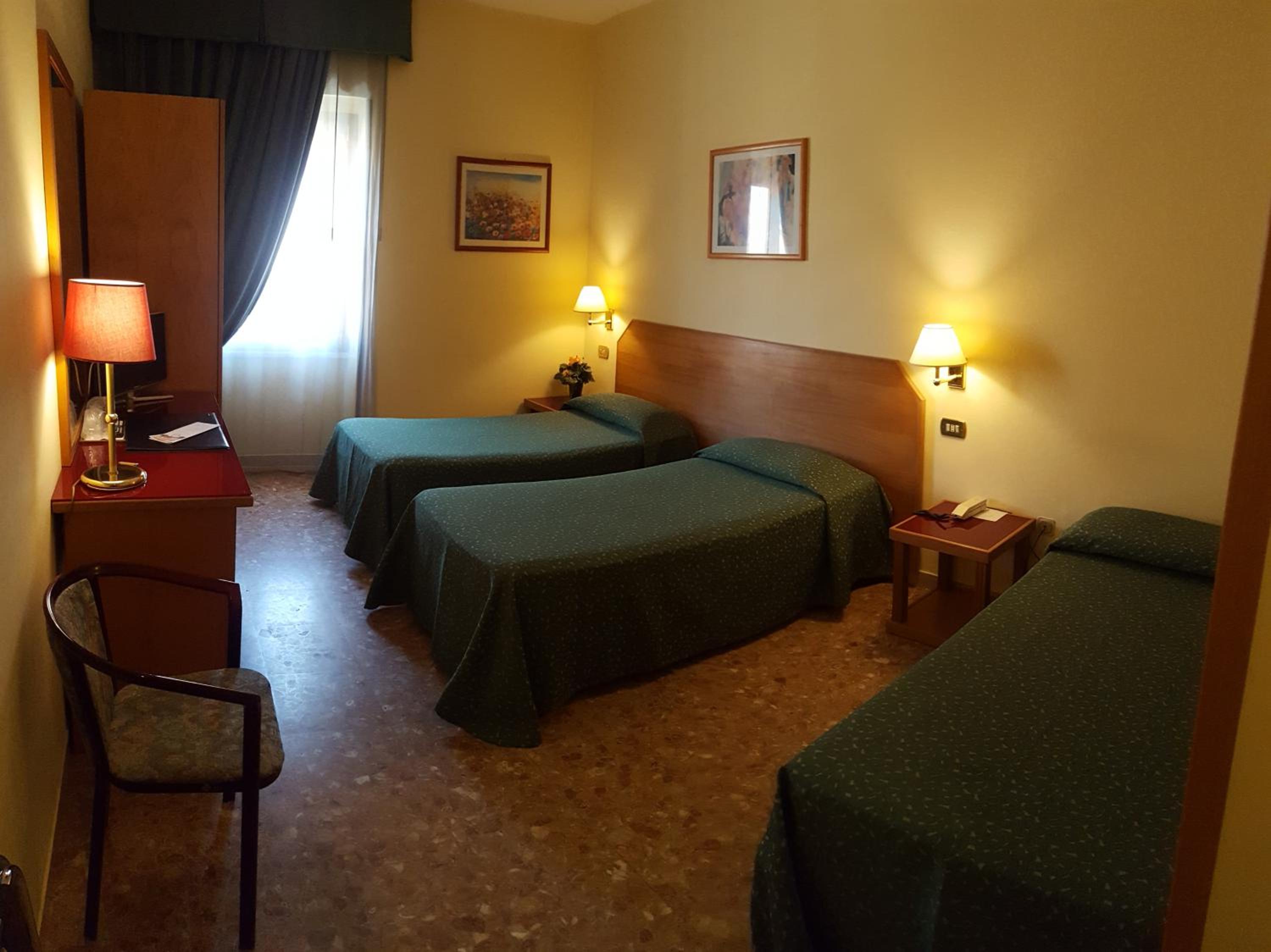 Nuovo Albergo 20/49