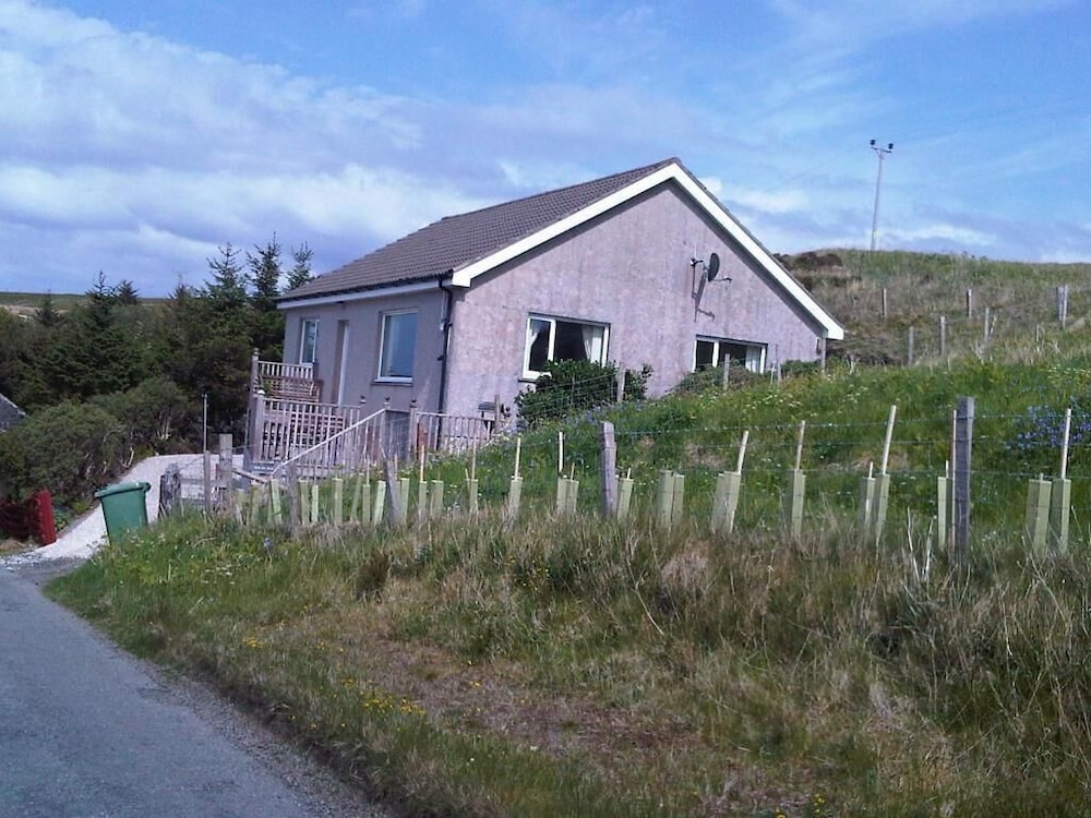 Tigh Na Fraoch 2/25