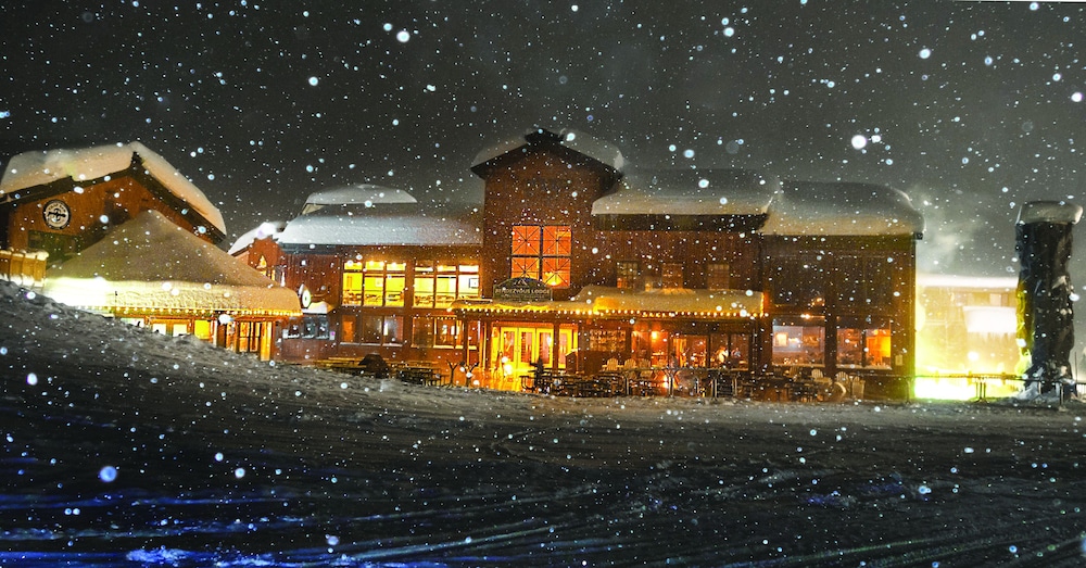 Sioux Lodge Suites by Grand Targhee Resort 1/50