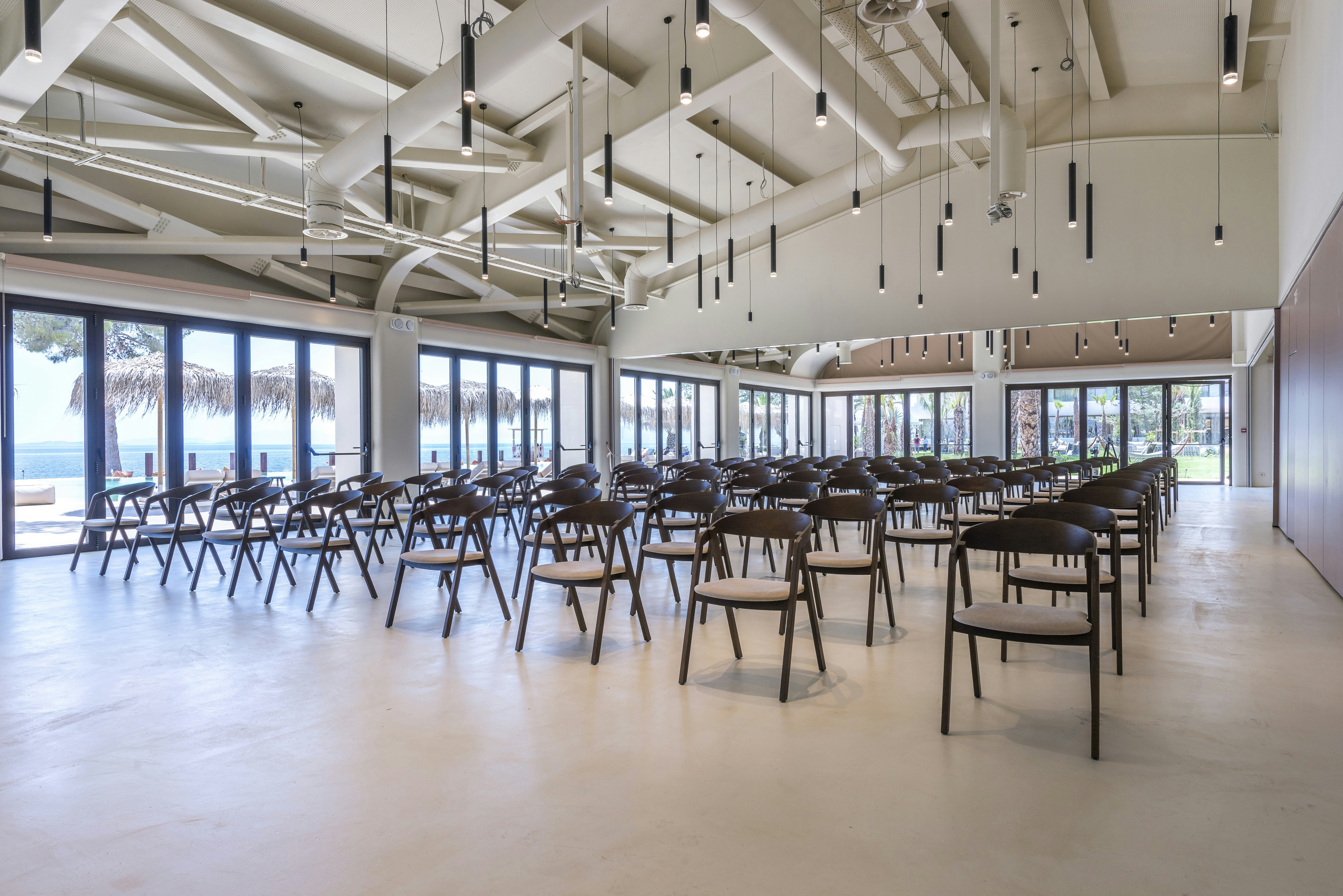 Isla Brown Corinthia Resort & Spa, Curio Collection by Hilton 50/65