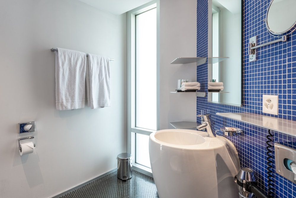 SEDARTIS SWISS QUALITY HOTEL 30/72