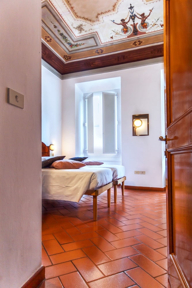 Hotel Costantini 59/73