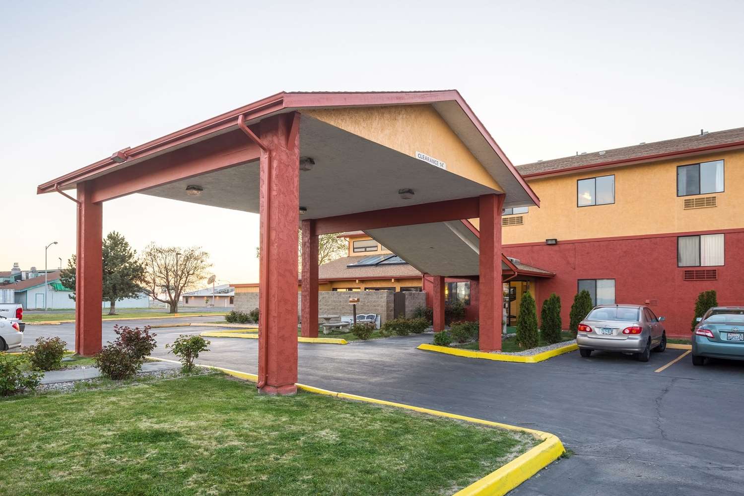 Quality Inn Moses Lake, WA 32/34