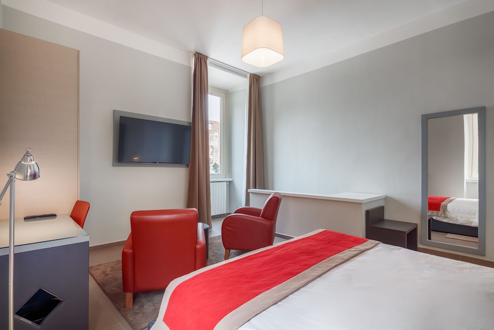 NO 9 COLOSSEO LUXURY SUITES 20/50