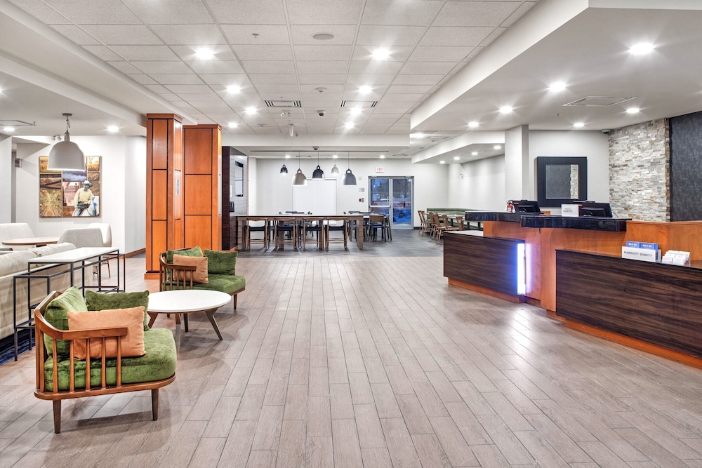 Fairfield Inn And Suites Toronto Mississauga 4/28