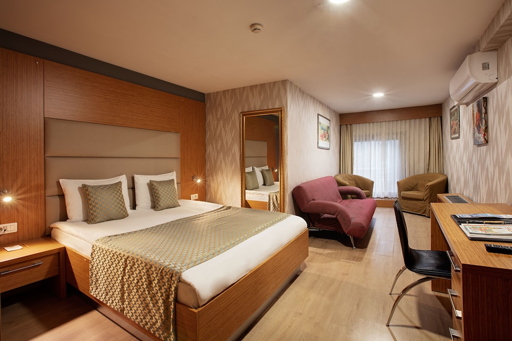 Gallery Residence And Boutique Hotel 10/72