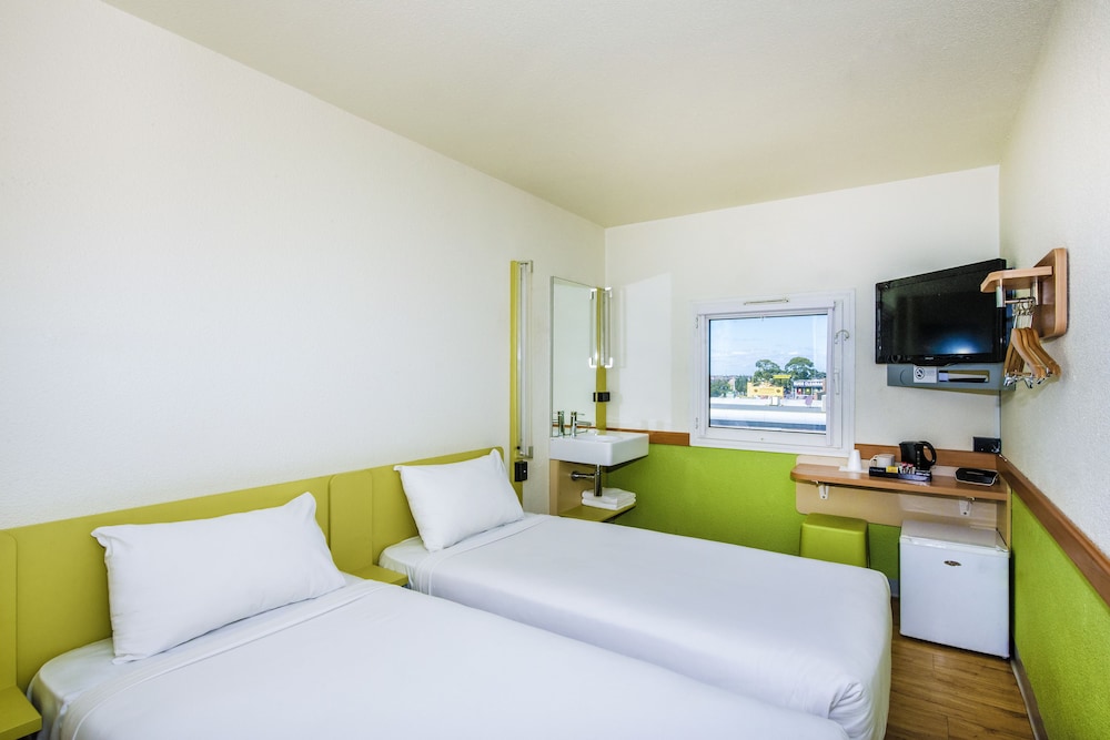 Ibis Budget Fawkner 24/51