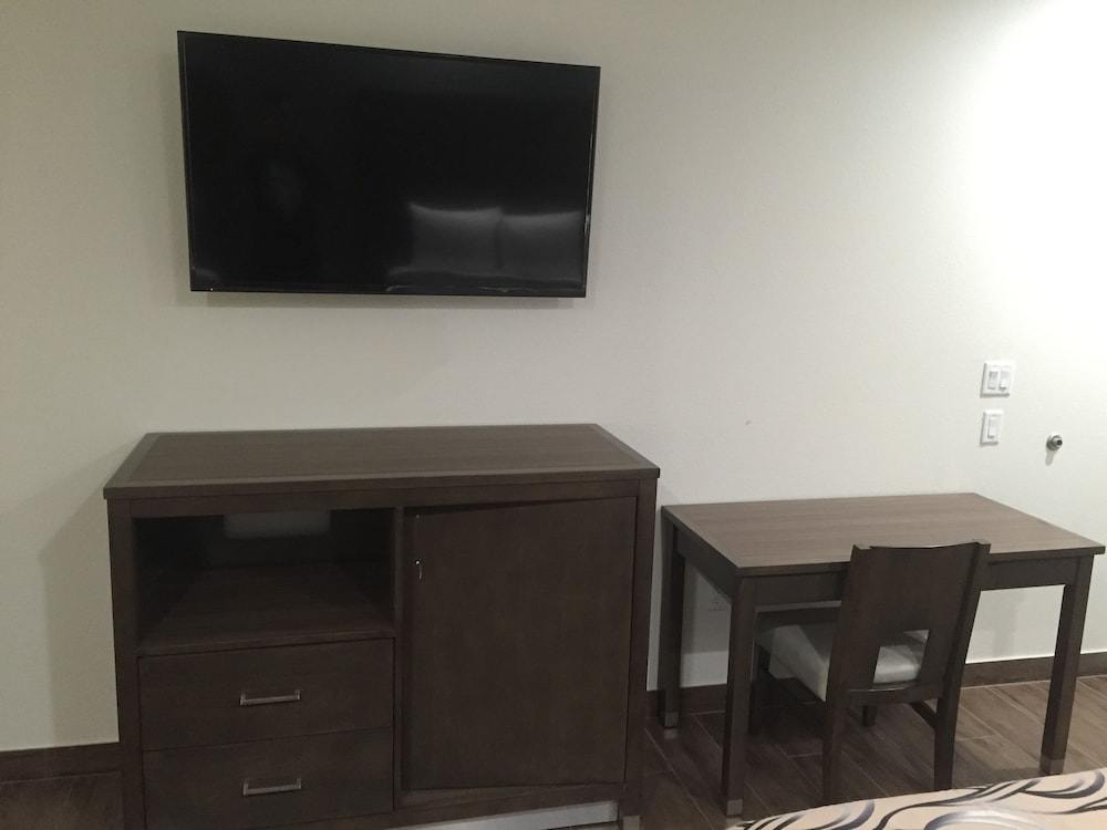 Americas Best Value Inn 43/51