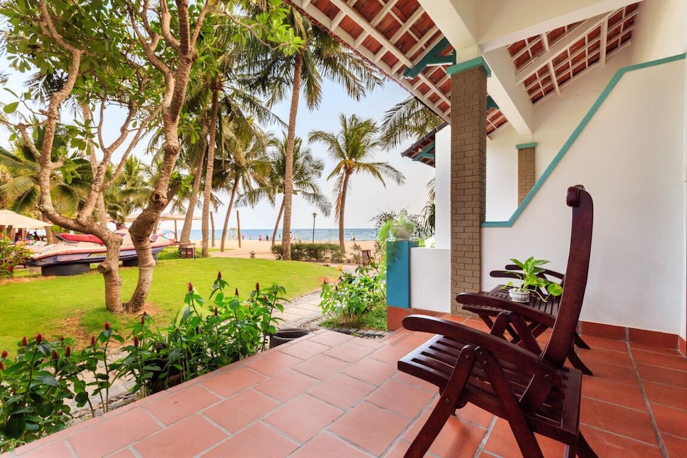 Hoang Ngoc Beach Resort 1/87