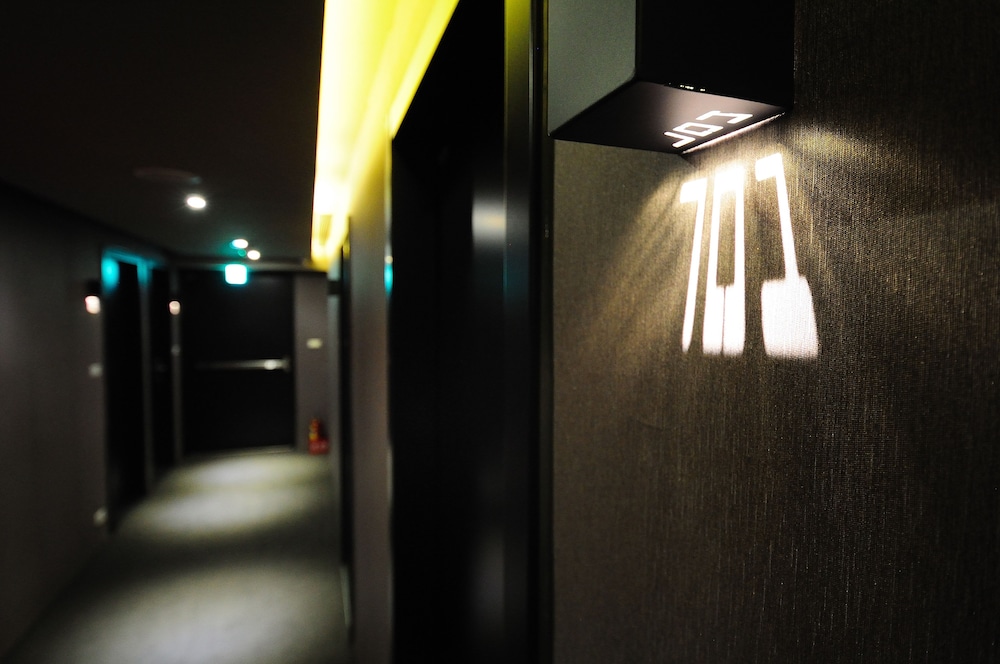 Forward Suites II photo2
