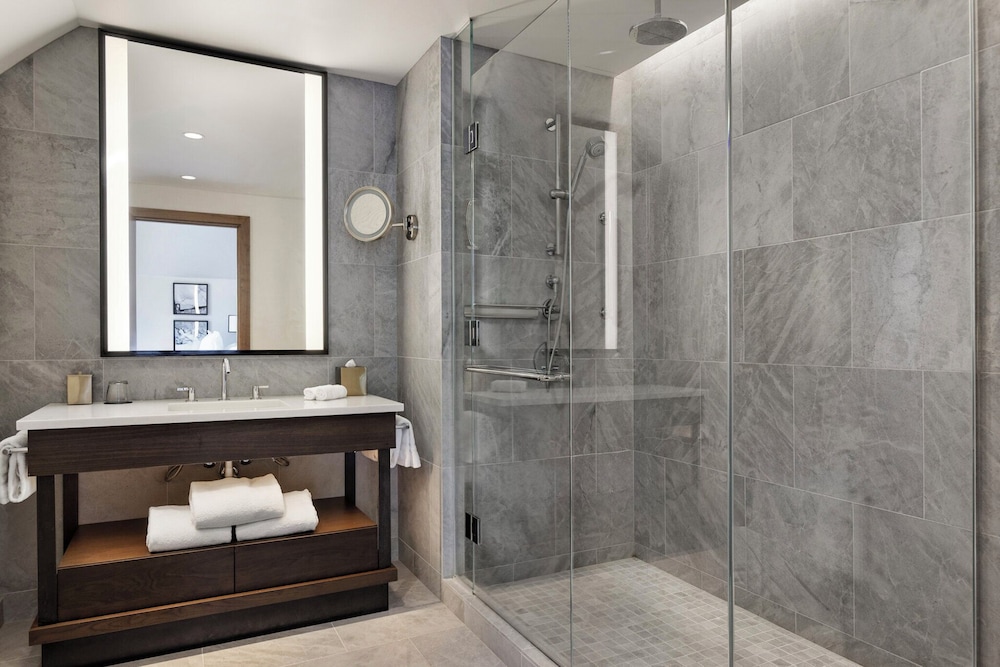 إقامة بسرير كينج وسريرين كوين بـ4 غرف نوم، Four Seasons Resort and Residences Vail 2/2