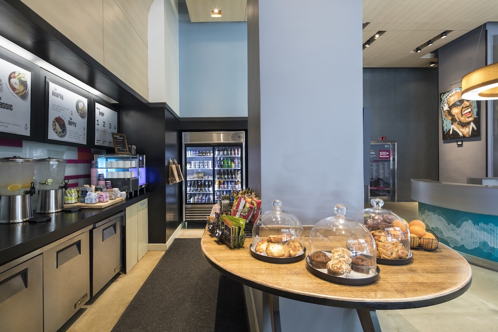 Aloft Manhattan Downtown - Financial District 22/29