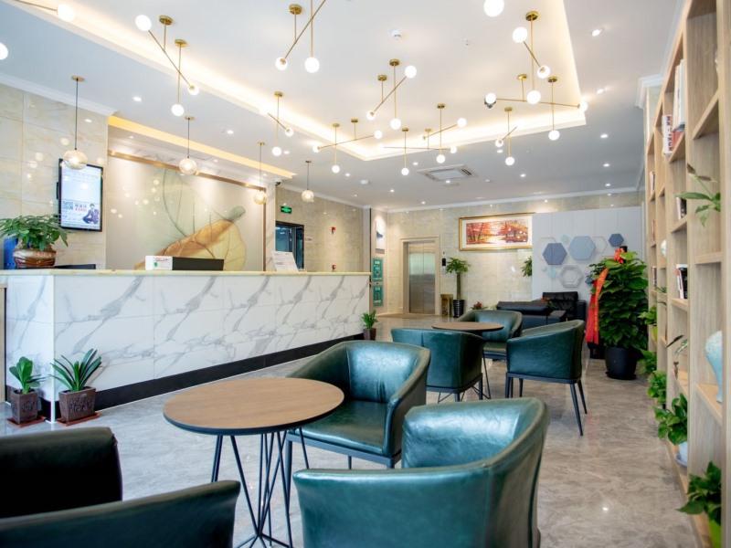 GreenTree Inn Express Shanghai Pudong Lingang New City Yunhan Road 14/17