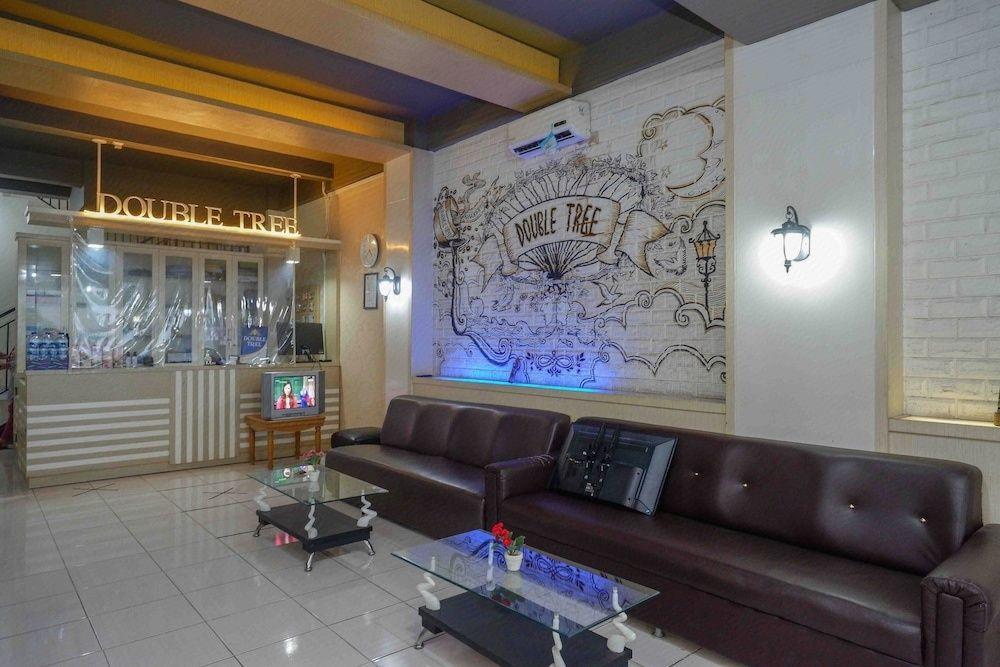 OYO 3746 Double Tree Guesthouse 14/24