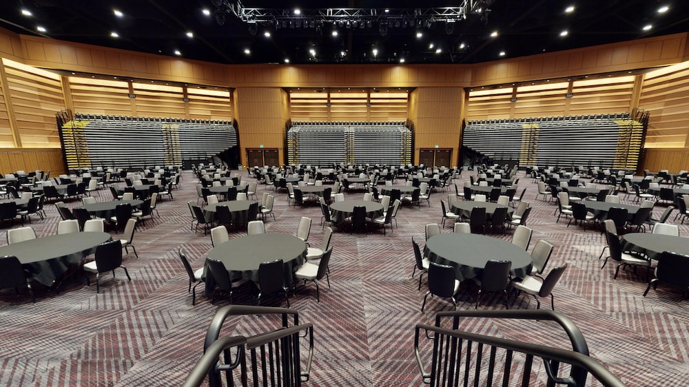 Emerald Queen Hotel and Casino - Tacoma 25/50
