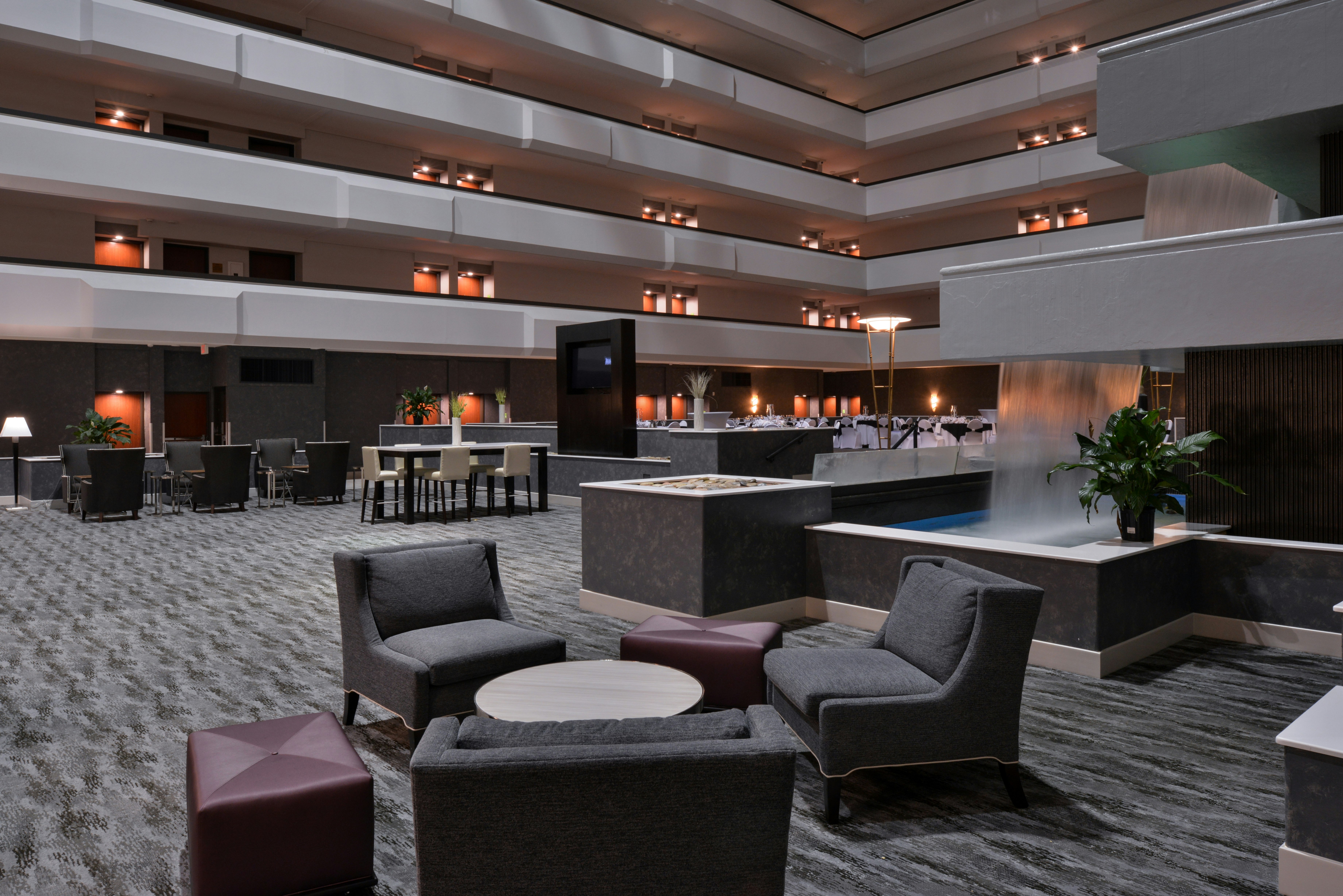 Holiday Inn Hotel & Suites Beaumont Plaza (I-10 & Walden) 23/51