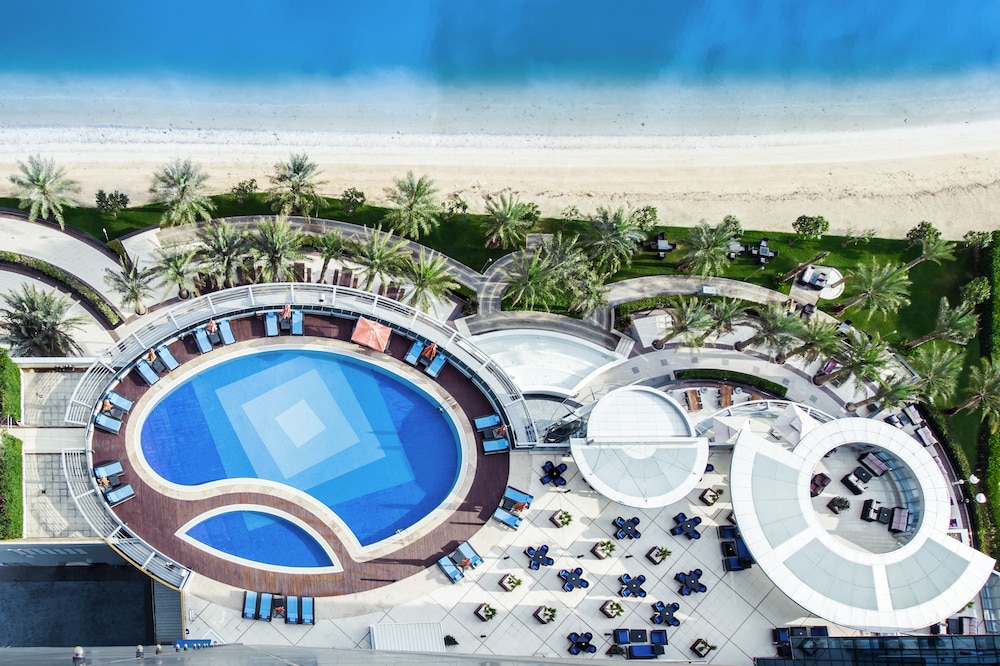 Ibis Abu Dhabi Gate Hotel
