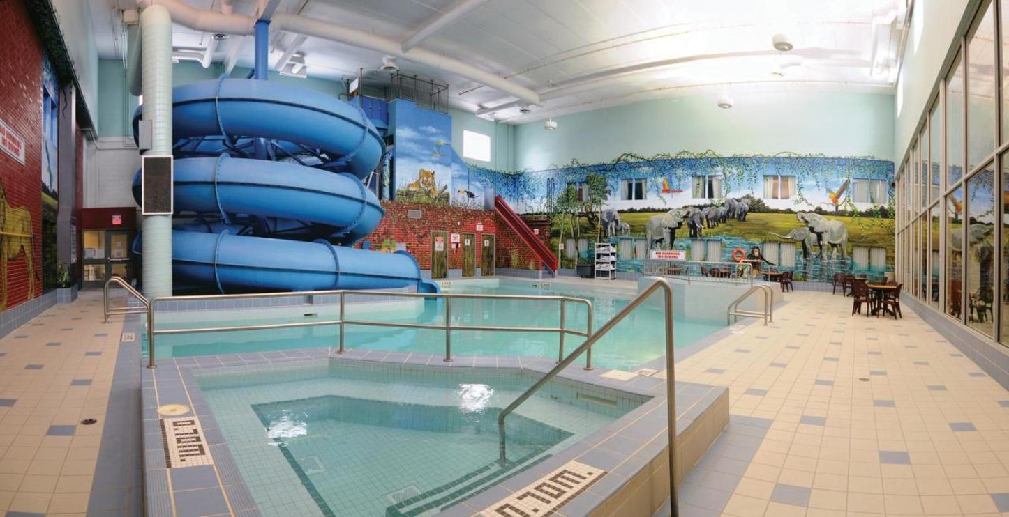 Canad Inns Destination Centre Fort Garry 55/65