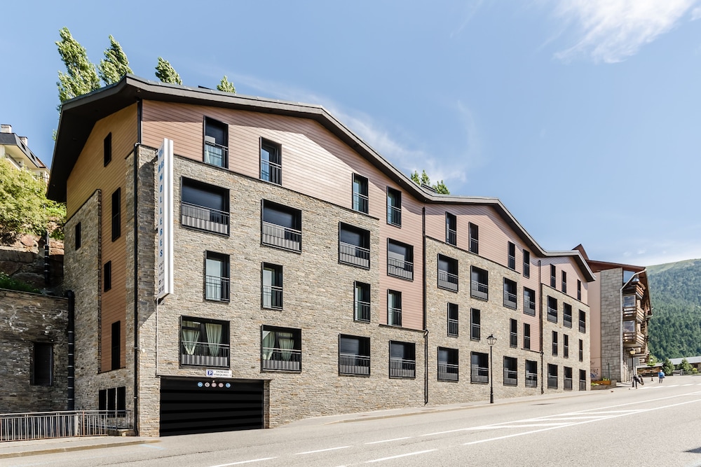APARTAMENTS PRAT DE LES MOLLERES 2/31