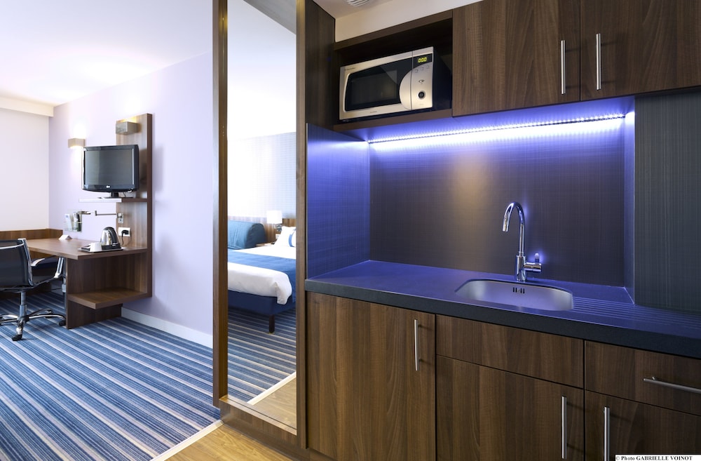 HOLIDAY INN EXPRESS MONTPELLIER-ODYSSEUM 10/71