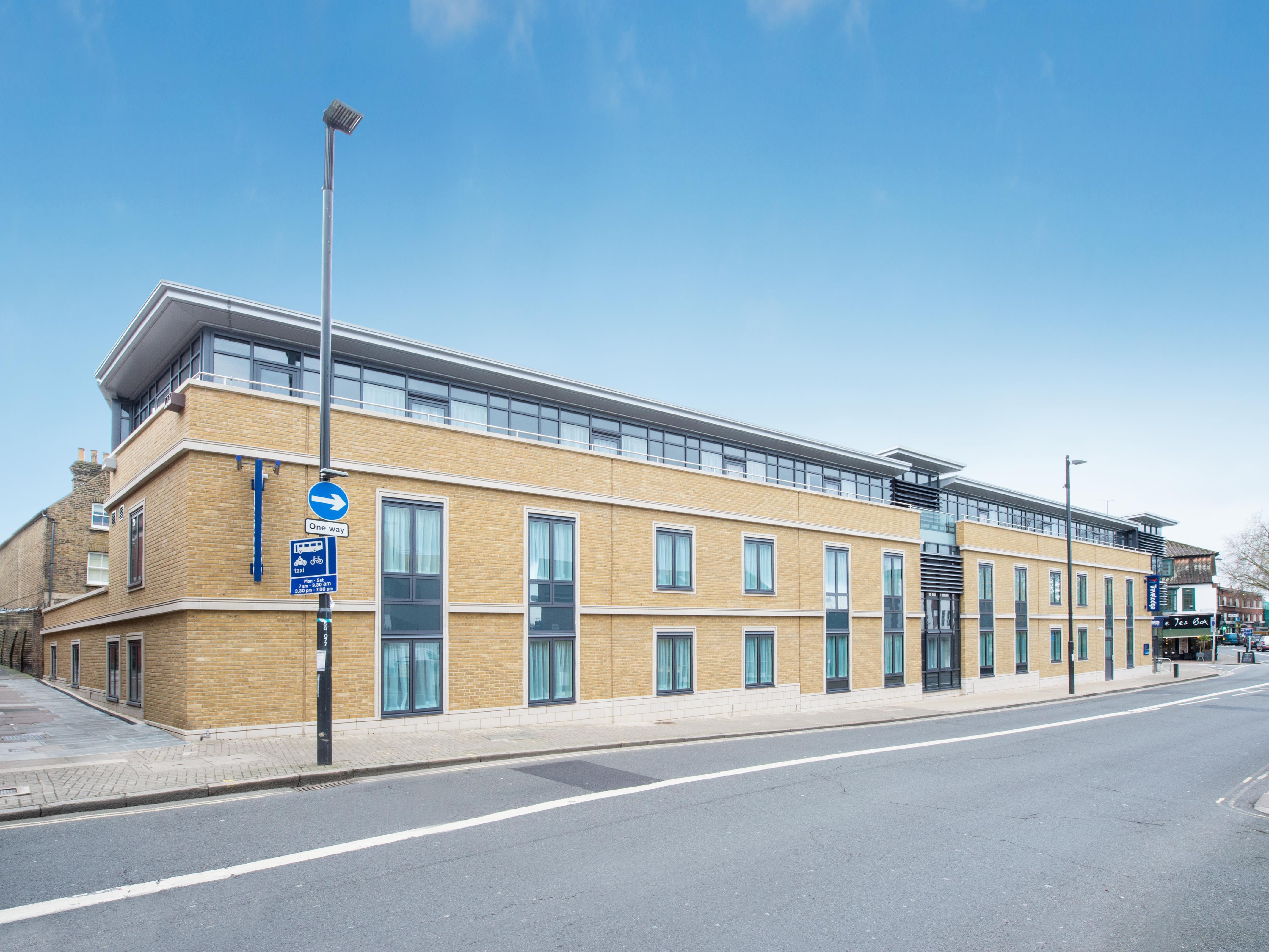 Travelodge London Richmond Central 3/27