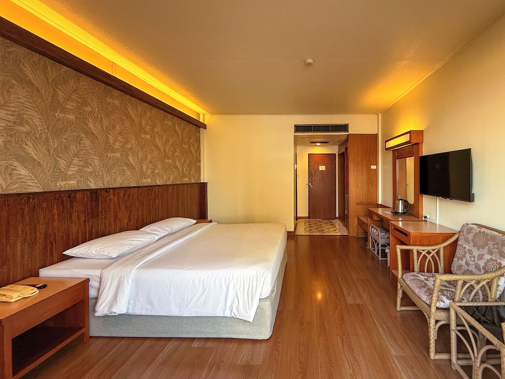 Golden Beach Hotel Pattaya 13/44