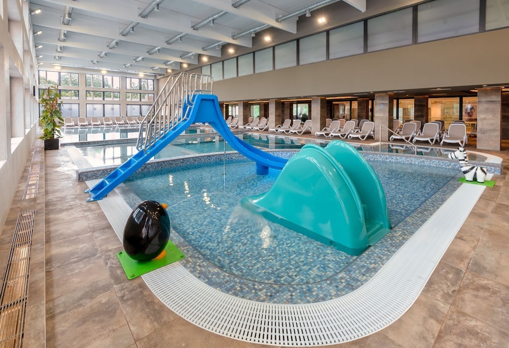 Hunguest Hotel Bal Resort 66/76