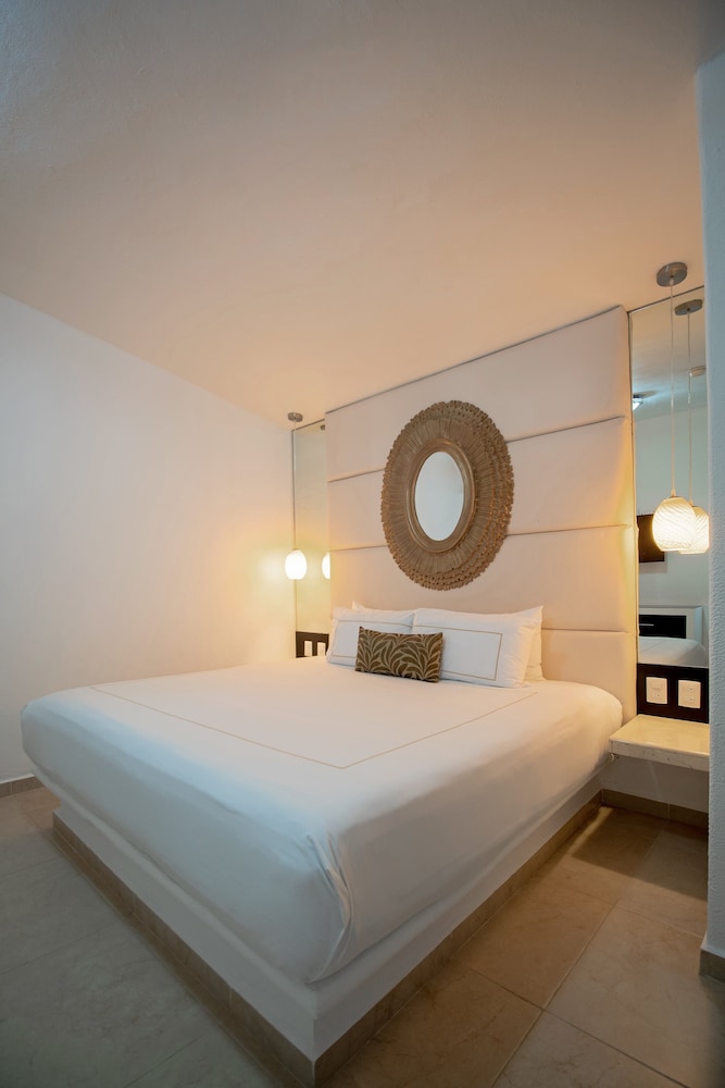 Desire Riviera Maya Resort All Inclusive Adults Only 15/49