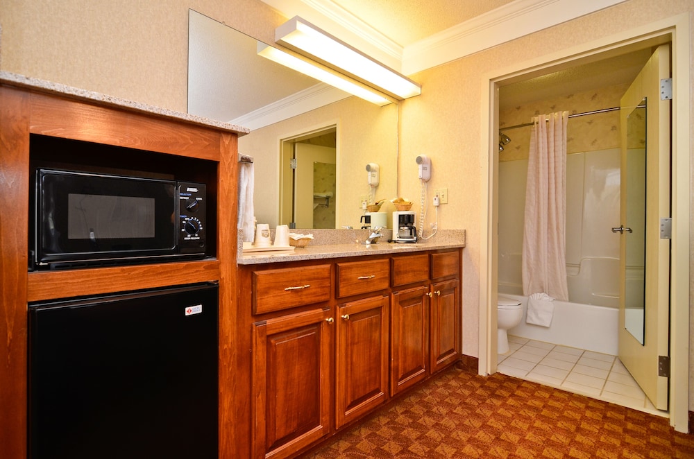 Peach State Inn & Suites detail