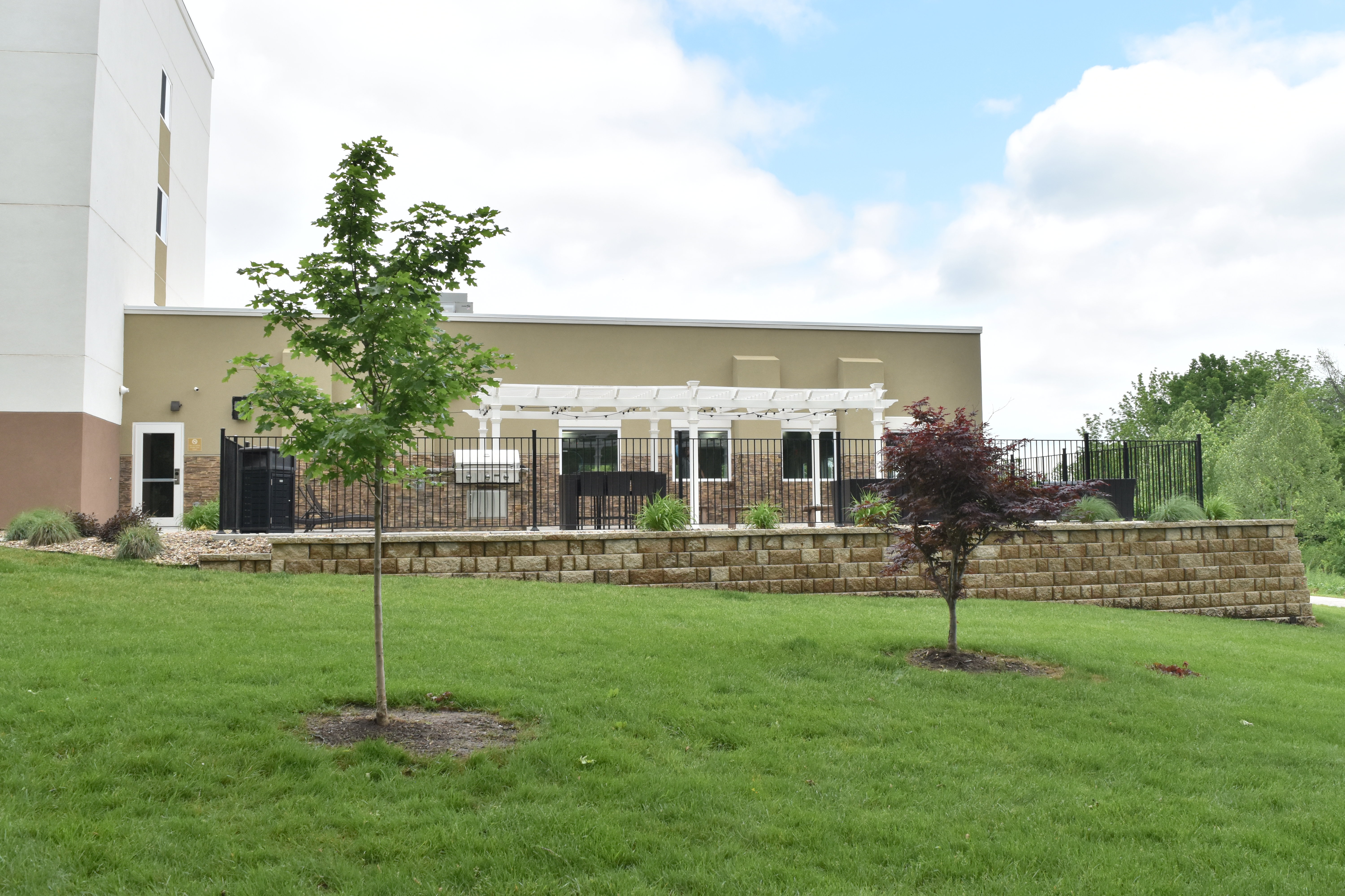 CANDLEWOOD SUITES KANSAS CITY - INDEPENDENCE 57/63