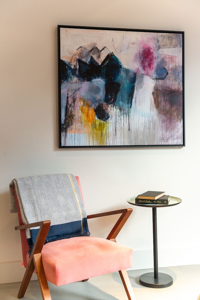 South Kensington by CAPITAL 23/65