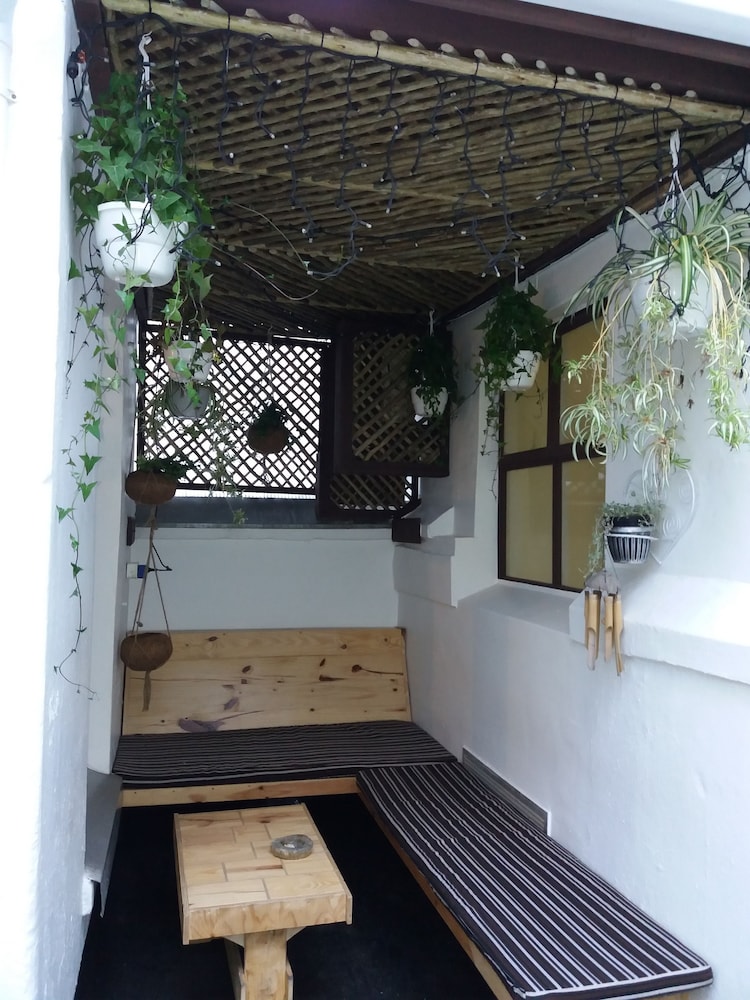 Urban Hive Backpackers 9/50